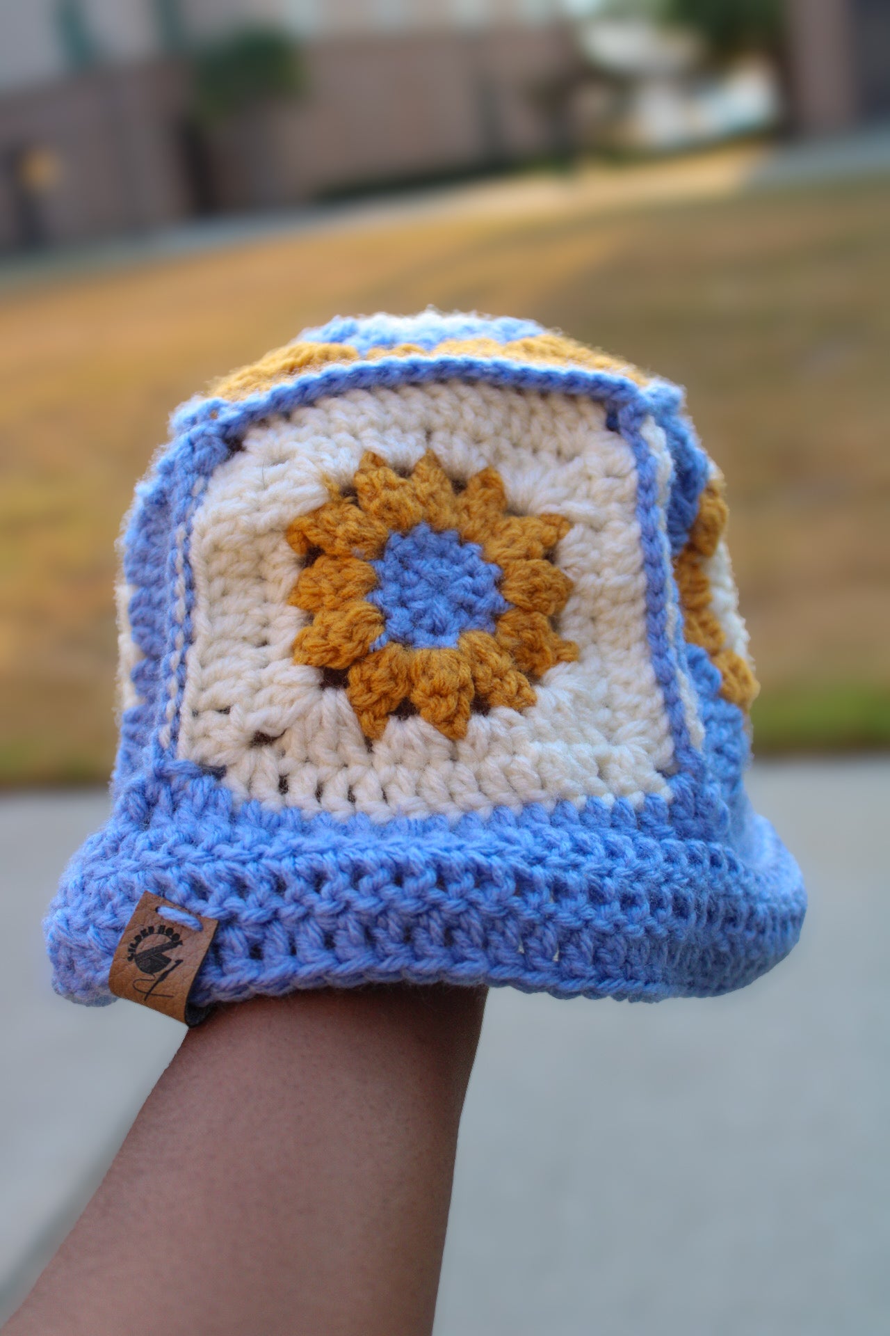 Daisy Granny Square Hat